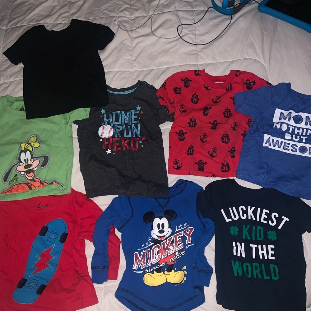 Bundle of 8 2t shirts
